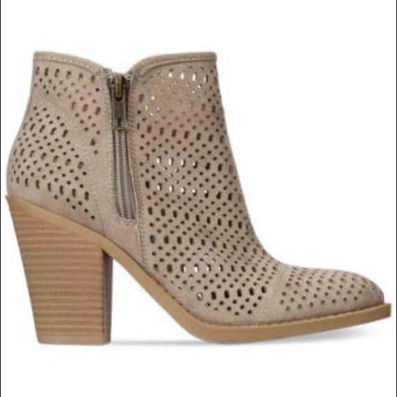 Esprit Shoes - ⬇️Adorable Esprit “Kay” Nude & Comfy Booties